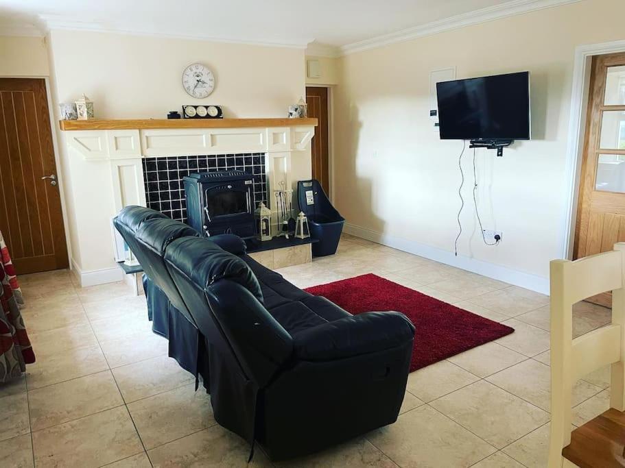 Mountain View - Cosy Country Cottage Cahersiveen Extérieur photo